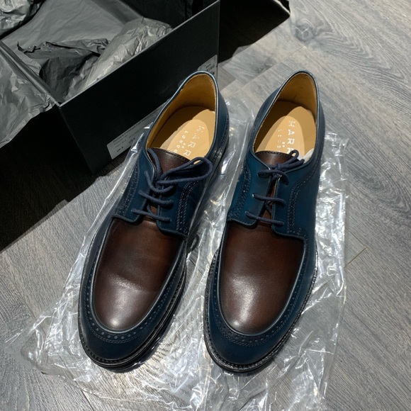 HARRYS Other - Brand new HARRYS shoes size US 9